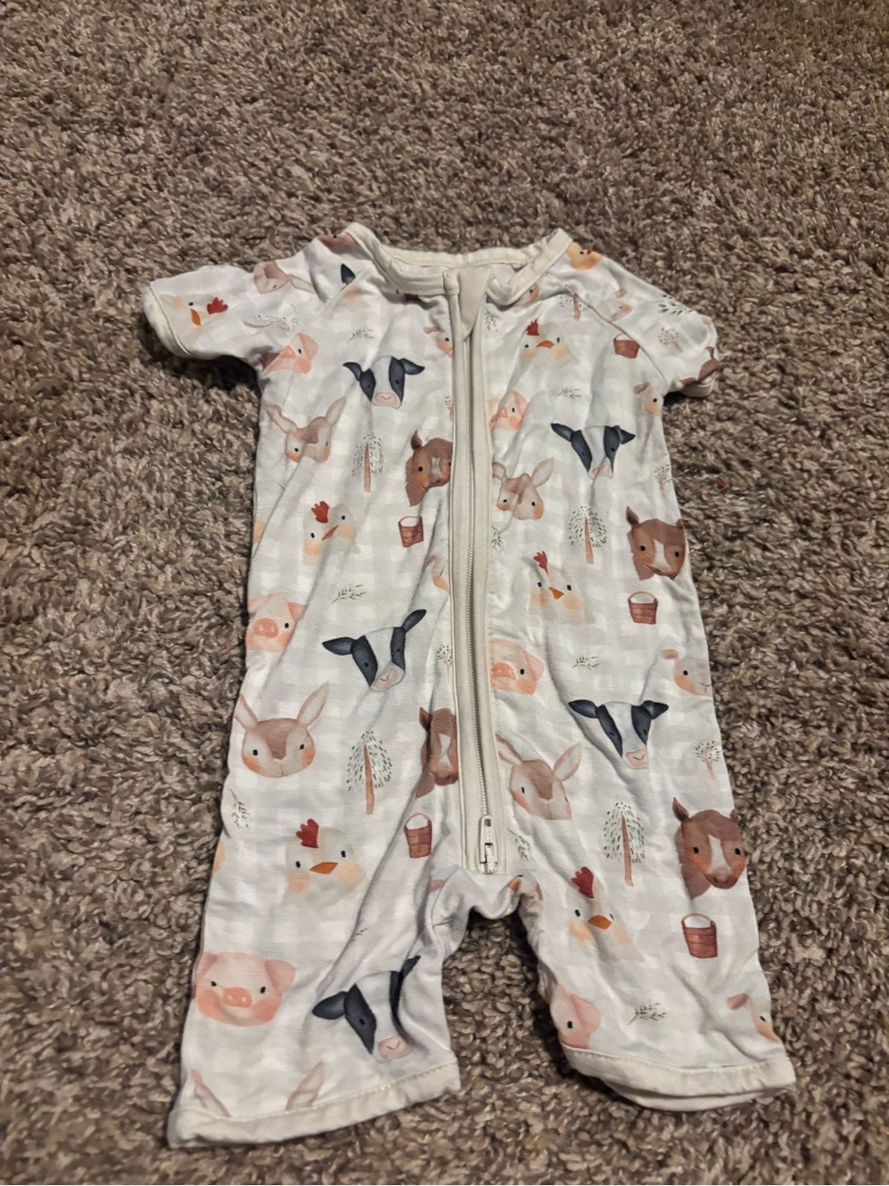 Little One Shop Kids Short Sleeve Animal Print One-Piece Romper in Cream